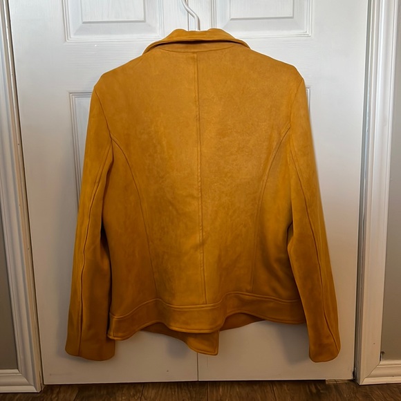 NWOT Faux Suede Jacket - Picture 7 of 7